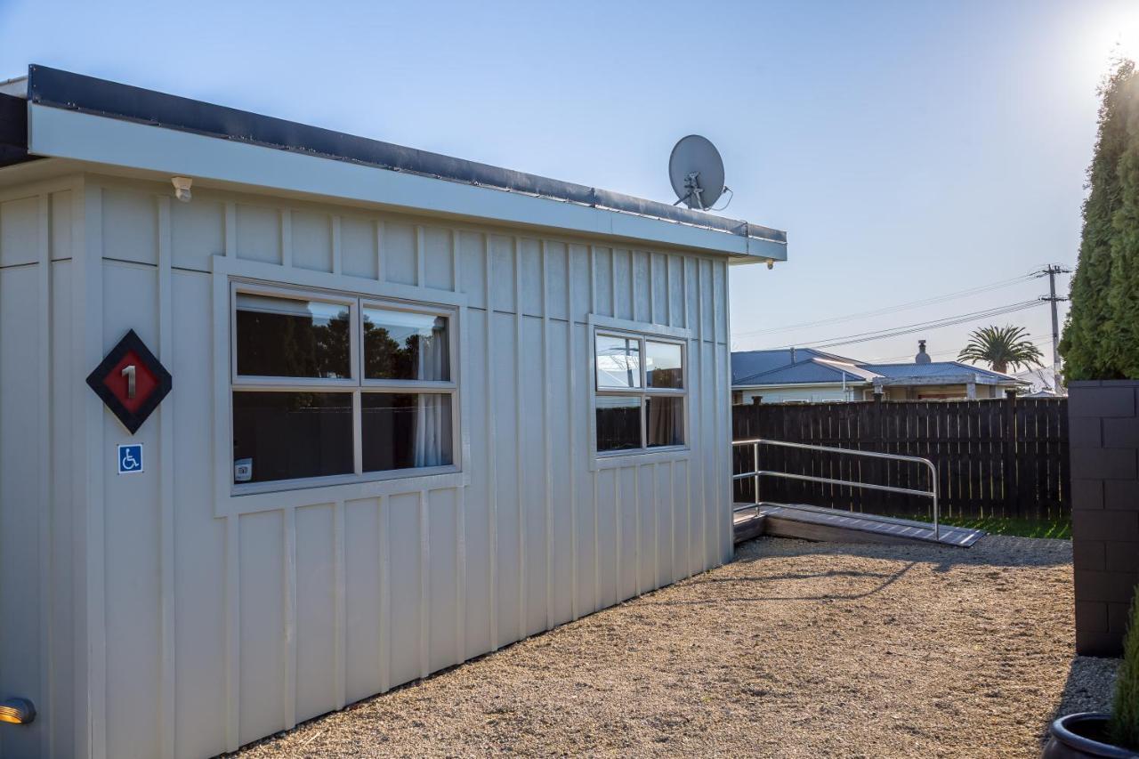 Villa Two Four Cologne Martinborough