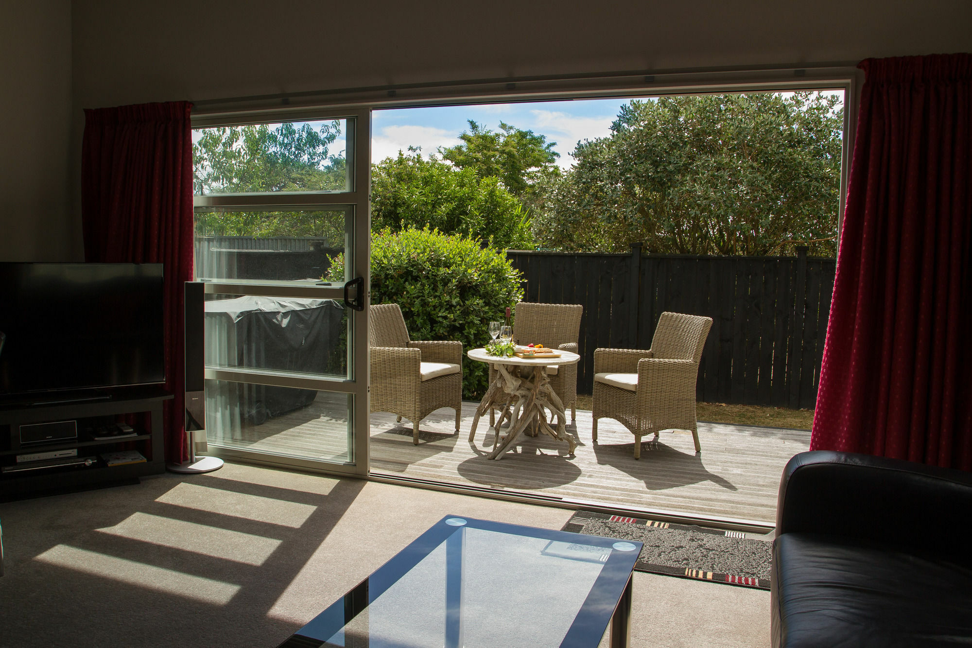 Two Four Cologne * Martinborough