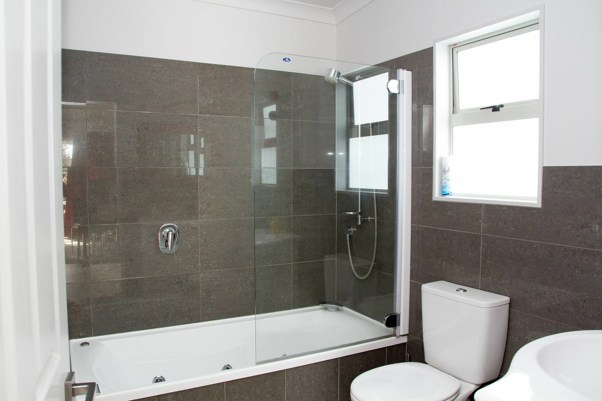 Villa Two Four Cologne Martinborough